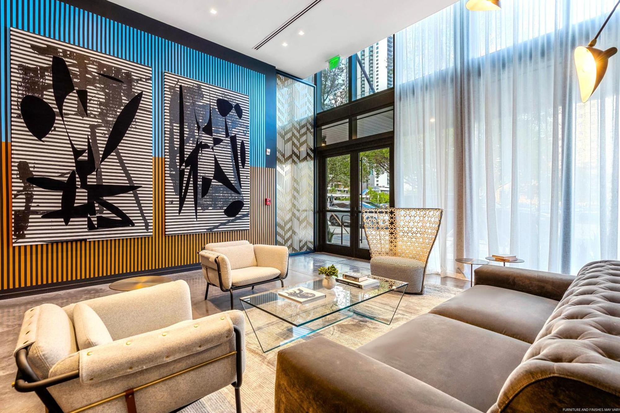 Studio With Amazing City View At Downtown Apartment *