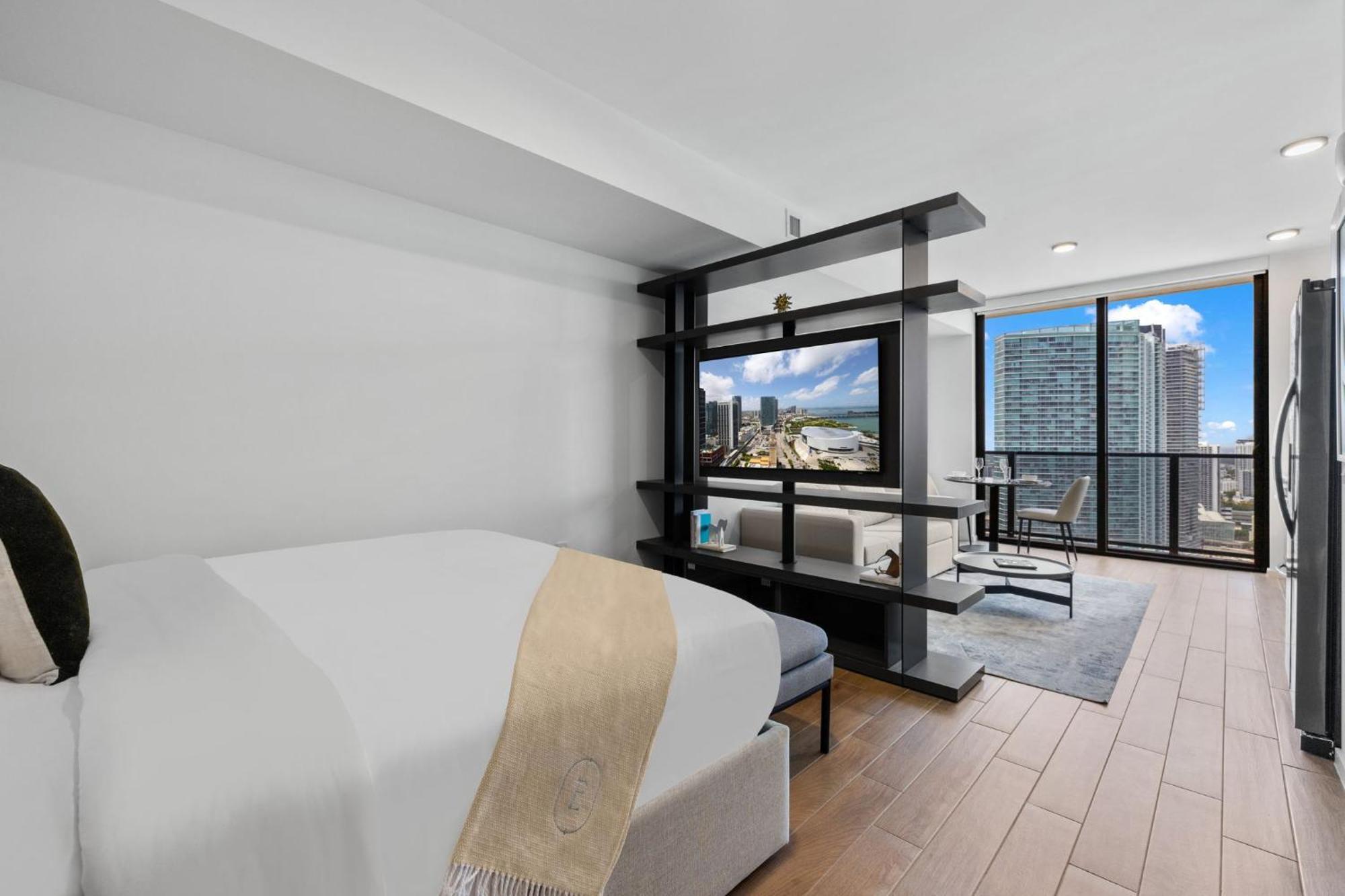 Apartment Studio With Amazing City View At Downtown
